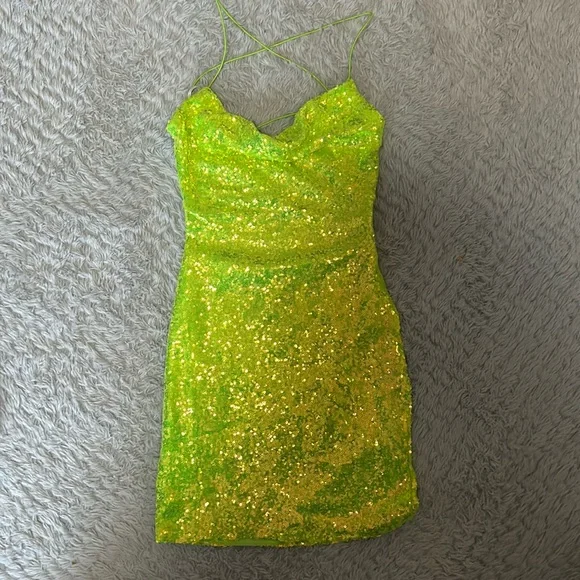 Windsor | Dresses | Windsor Xs Lime Erridesant Semiformal Dress | Poshmark